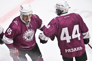 01.10.2026. &laquo;Кубок Памяти С.С. Козырева&raquo;. "Автомобилист" VS "Гиганты"